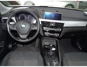 
										BMW X1 XDRIVE25E full									