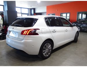 
										PEUGEOT 308 5P ALLURE PURETECH 130 S&S full									