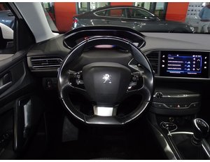 
										PEUGEOT 308 5P ALLURE PURETECH 130 S&S full									