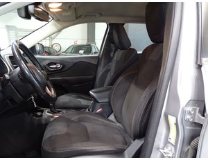
										JEEP CHEROKEE 2.2 CRD 185 LONGITUDE AUTO 4X4 AD I full									