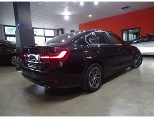 
										BMW SERIE 3 318D full									