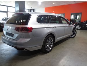 
										VOLKSWAGEN PASSAT VARIANT GTE 1.4 TSI E-POWER 115KW + 85KW full									