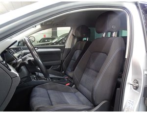 
										VOLKSWAGEN PASSAT VARIANT GTE 1.4 TSI E-POWER 115KW + 85KW full									
