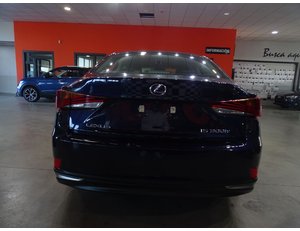 
										LEXUS IS 2.5 300H EXECUTIVE full									