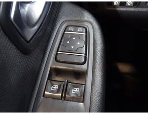 
										RENAULT CLIO LIMITED TCE 66KW (90CV) -18 full									