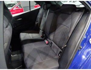 
										TOYOTA COROLLA 1.8 125H ACTIVE TECH E-CVT full									