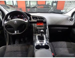 
										PEUGEOT 3008 STYLE 1.2 PURETECH 130 S&S full									