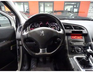 
										PEUGEOT 3008 STYLE 1.2 PURETECH 130 S&S full									