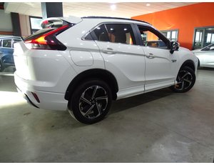 
										MITSUBISHI ECLIPSE CROSS 2.4 PHEV KAITEKI+ AUTO 4WD full									