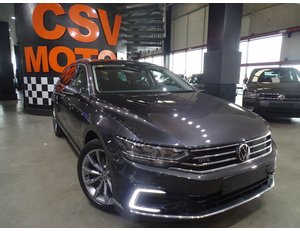 
										VOLKSWAGEN PASSAT VARIANT GTE 1.4 TSI E-POWER 115KW + 85KW full									