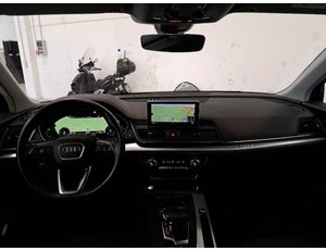 
										AUDI Q5 BLACK LINE 50 TFSI E QUATTRO full									