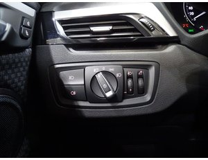 
										BMW X1 XDRIVE25E full									