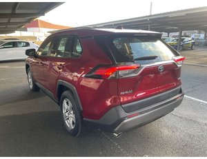 
										TOYOTA RAV4 2.5L 220H ADVANCE full									