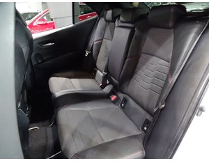 
										TOYOTA COROLLA 2.0 180H GR-SPORT E-CVT full									