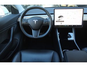 
										TESLA MODEL 3 GRAN AUTONOMIA AWD full									