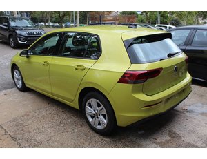 
										VOLKSWAGEN GOLF LIFE 1.5 TSI 96KW (130CV) full									