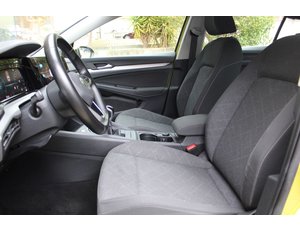 
										VOLKSWAGEN GOLF LIFE 1.5 TSI 96KW (130CV) full									