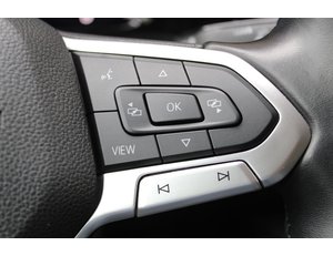 
										VOLKSWAGEN GOLF LIFE 1.5 TSI 96KW (130CV) full									