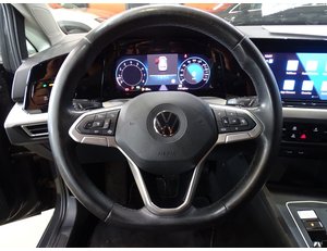 
										VOLKSWAGEN GOLF LIFE 1.5 ETSI 110KW (150CV) DSG full									