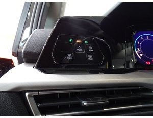 
										VOLKSWAGEN GOLF LIFE 1.5 ETSI 110KW (150CV) DSG full									