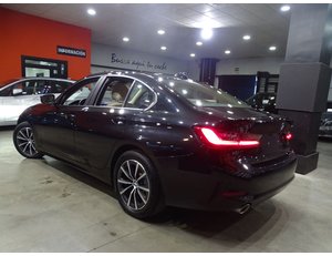 
										BMW SERIE 3 330E full									