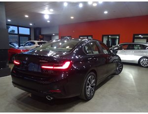 
										BMW SERIE 3 330E full									