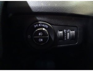
										JEEP COMPASS 1.3 GSE 110KW (150CV) LIMITED DDCT 4X2 full									