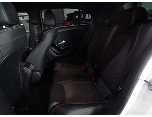
										MERCEDES BENZ CLASE A MERCEDES A 180 D full									