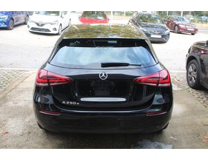
										MERCEDES BENZ CLASE A MERCEDES A 250 E full									
