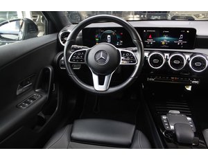 
										MERCEDES BENZ CLASE A MERCEDES A 250 E full									