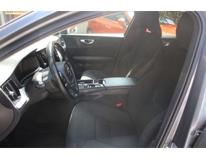 
										VOLVO V60 2.0 T6 AWD R-DESIGN AUTO full									