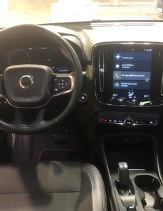 
										VOLVO XC40 1.5 T4 TWIN RECHARGE INSCRIPTION AUTO full									