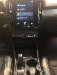 
										VOLVO XC40 1.5 T4 TWIN RECHARGE INSCRIPTION AUTO full									
