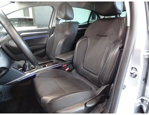 
										RENAULT MEGANE INTENS TCE 103 KW (140CV) GPF full									