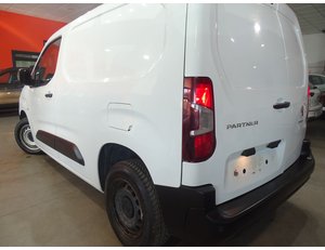 
										PEUGEOT PARTNER 1.5BLUEHDI 100CV L1 full									