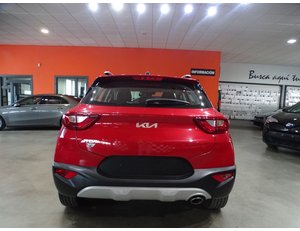 
										KIA STONIC 1.2 DPI 62KW (84CV) DRIVE full									