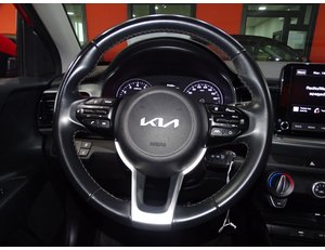 
										KIA STONIC 1.2 DPI 62KW (84CV) DRIVE full									