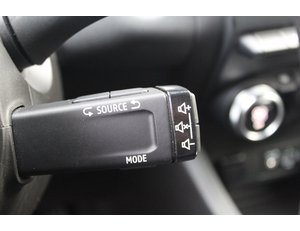 
										RENAULT CAPTUR TECHNO TCE 103 KW (140CV) EDC GPF full									