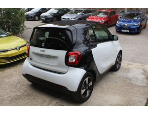 
										SMART FORTWO 60KW(81CV) EQ COUPE full									