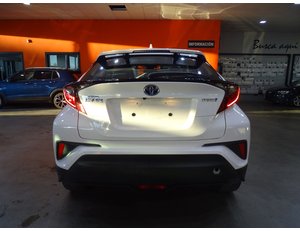 
										TOYOTA C-HR 1.8 125H ACTIVE full									