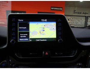 
										TOYOTA C-HR 1.8 125H ACTIVE full									