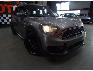 
										MINI COUNTRYMAN COOPER S E ALL4 full									