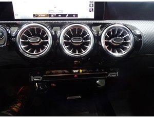 
										MERCEDES BENZ CLASE A MERCEDES SEDAN A 250 E full									