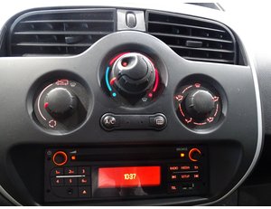 
										RENAULT KANGOO FURGON 1.5DCI 90CV PROFESIONAL full									