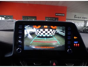 
										TOYOTA C-HR 2.0 180H ADVANCE full									