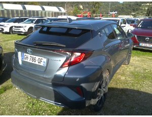 
										TOYOTA C-HR 2.0 180H ADVANCE full									