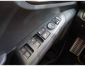 
										HYUNDAI IONIQ 1.6 GDI PHEV TECNO DT full									