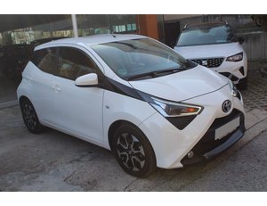 
										TOYOTA AYGO 1.0 70 X-CITE full									