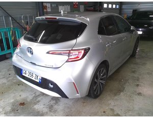 
										TOYOTA COROLLA 1.8 125H STYLE E-CVT full									