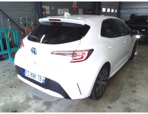 
										TOYOTA COROLLA 1.8 125H STYLE E-CVT full									